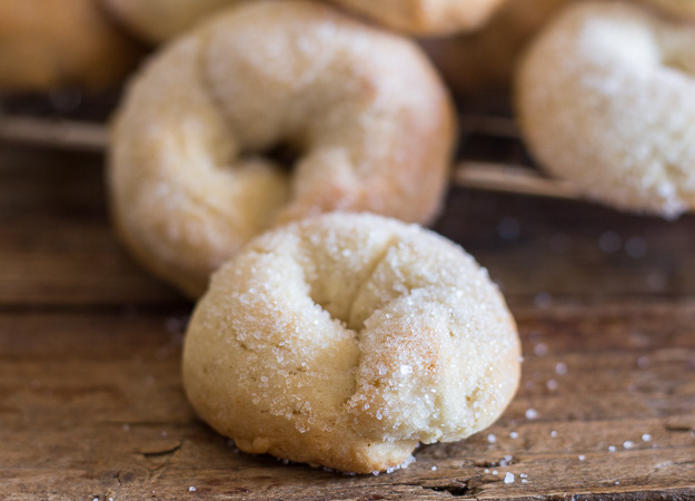 upclose of Italian wine cookies