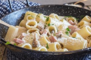 Creamy Mushroom Ham Pasta A Quick And Easy Pasta Dish