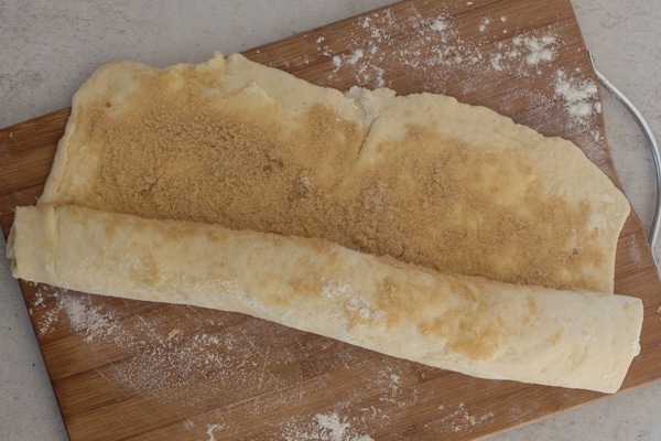 cinnamon rolls dough made and rolled