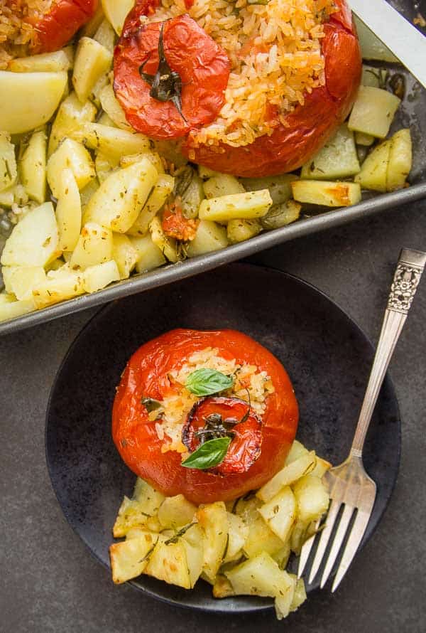 Baked Tomatoes Stuffed with Rice