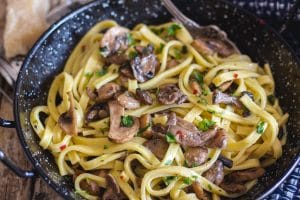 Easy Italian Fettuccine and Mushrooms - A simple Italian Classic Pasta