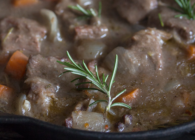 Beef With White Wine Sauce Recipe Image