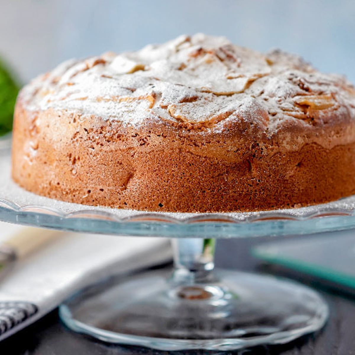 Healthy Cardamom Pear Cake - Del's cooking twist