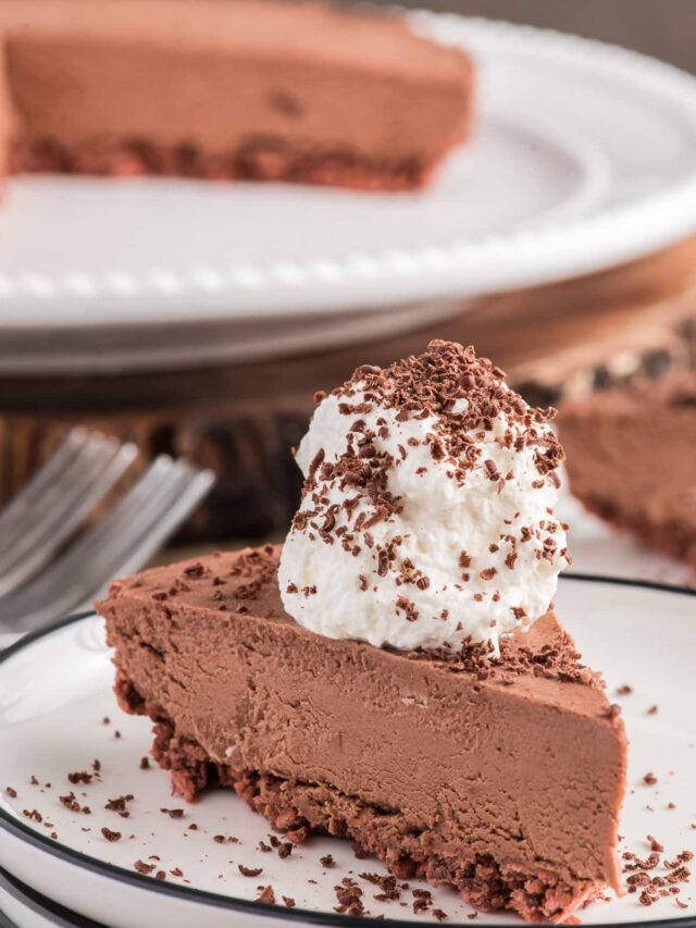 Creamy Frozen Chocolate Pie