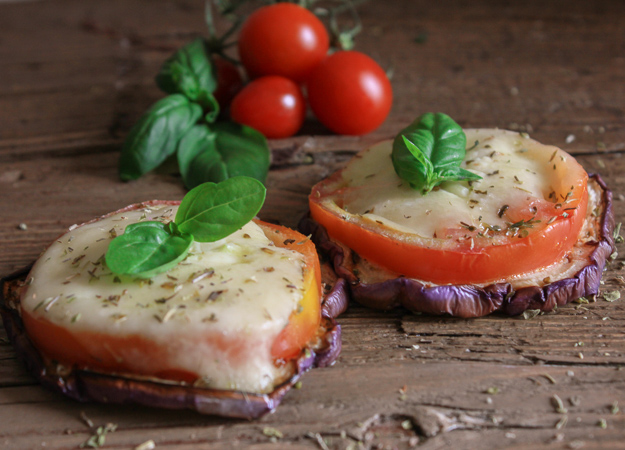 Easy Hot or Cold Grilled Eggplant Caprese, the perfect summer appetizer, side dish or main dish. Fast, easy and incredibly delicious/anitalianinmykitchen.com