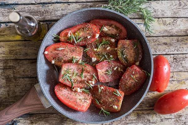 raw fried tomatoes ready to be cookied