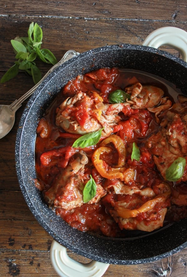 Italian Chicken and Tomato Skillet with Roasted Peppers, an easy delicious Italian recipe, the perfect family dinner, healthy and Paleo.|anitalianinmykitchen.com