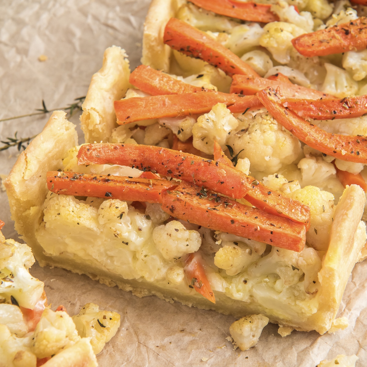 Cheesy Cauliflower Carrot Vegetarian Pie