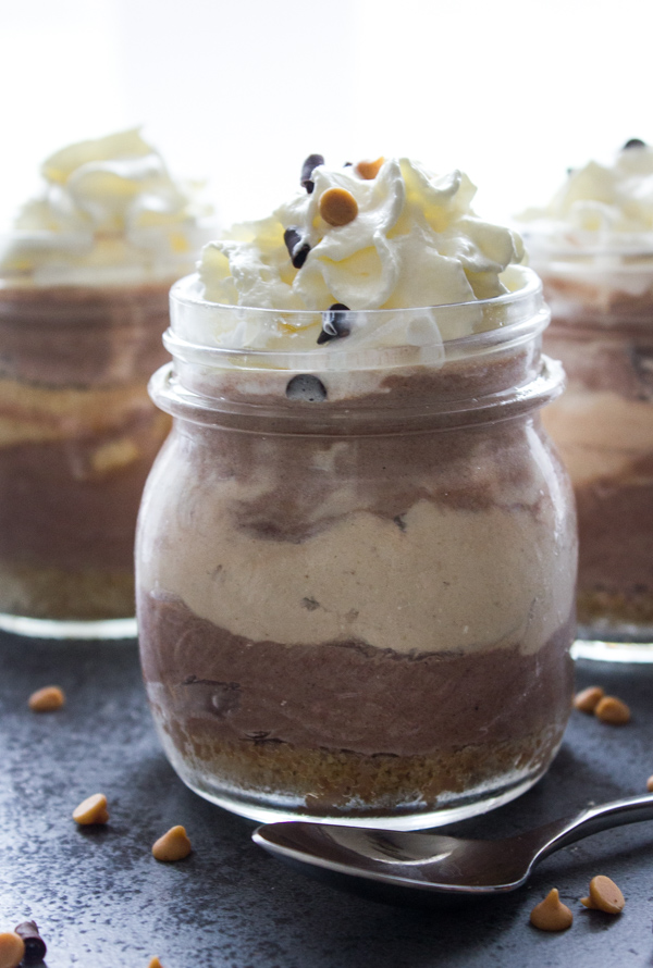 Cookies and PB Chocolate Ice Cream Parfait, creamy and delicious. The perfect summertime treat. An easy recipe, everyone will love it.