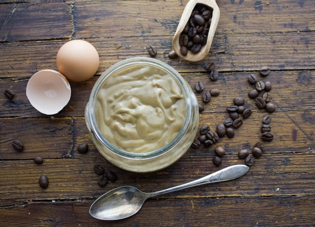 Fast and Easy Coffee Pastry Cream, a creamy delicious Italian coffee filling, perfect for filling cakes, pies and pastries. 