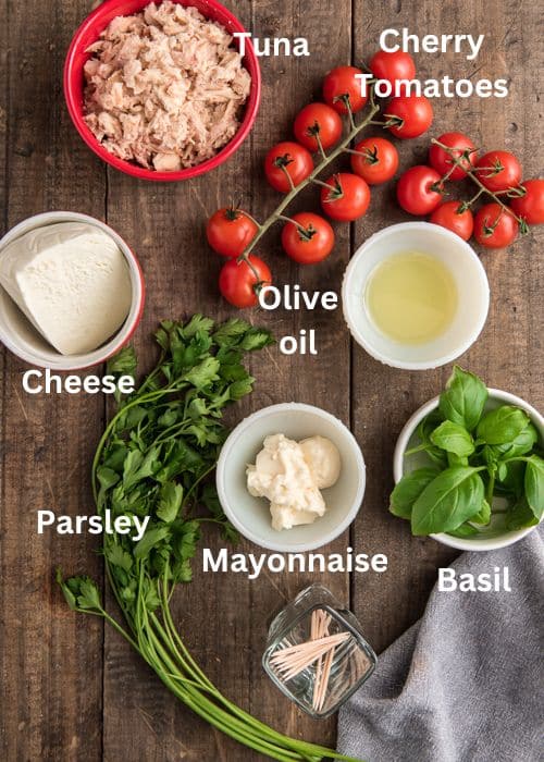 Ingredients for stuffed tomatoes.