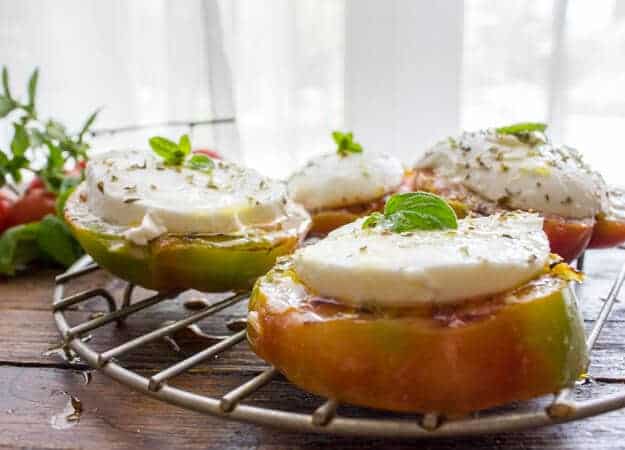 Grilled Tomatoes with Mozzarella, a healthy simple, fast and easy Appetizer, Breakfast or dinner BBQ Recipe Idea.