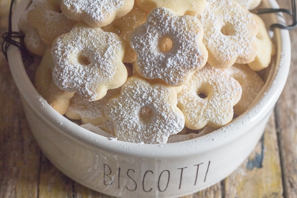 canestrelli in a white jar