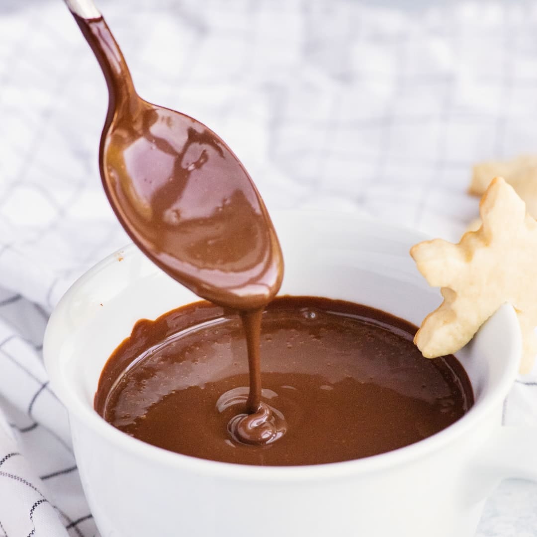 Italian Hot Chocolate - Amira's Pantry