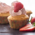 Homemade Strawberries and Cream Cupcakes, the perfect, easy light snack or dinner dessert. Made with fresh strawberries and so delicious.