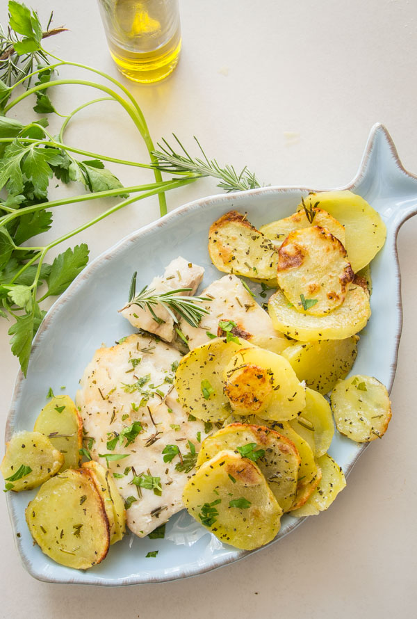 Italian Fresh Herb Baked Fish and Chips, a delicious healthy family dinner recipe, fresh herbs, olive oil and baked make it perfect.