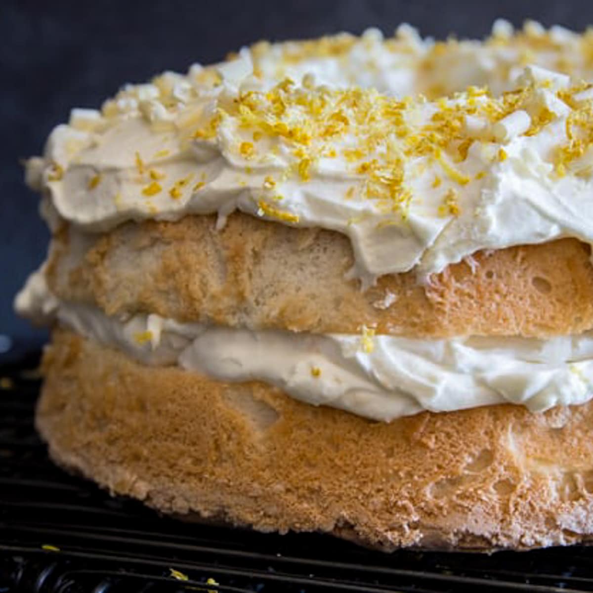 Lemon Tiramisu Cake