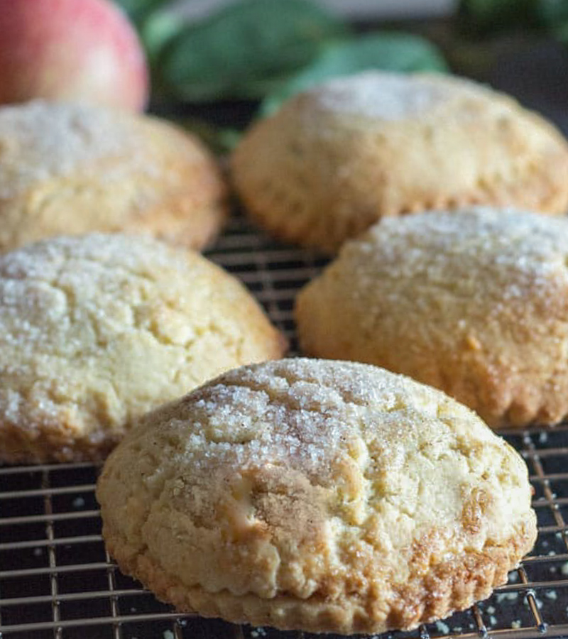 Homemade Apple Pie Cookies, a delicious made from scratch easy cookie recipe, filled with a delicious apple cinnamon filling. Perfect!