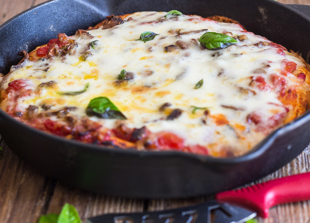 baked cast iron skillet pizza 