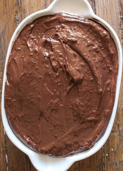 Chocolate pudding on top of the macarpone filling.