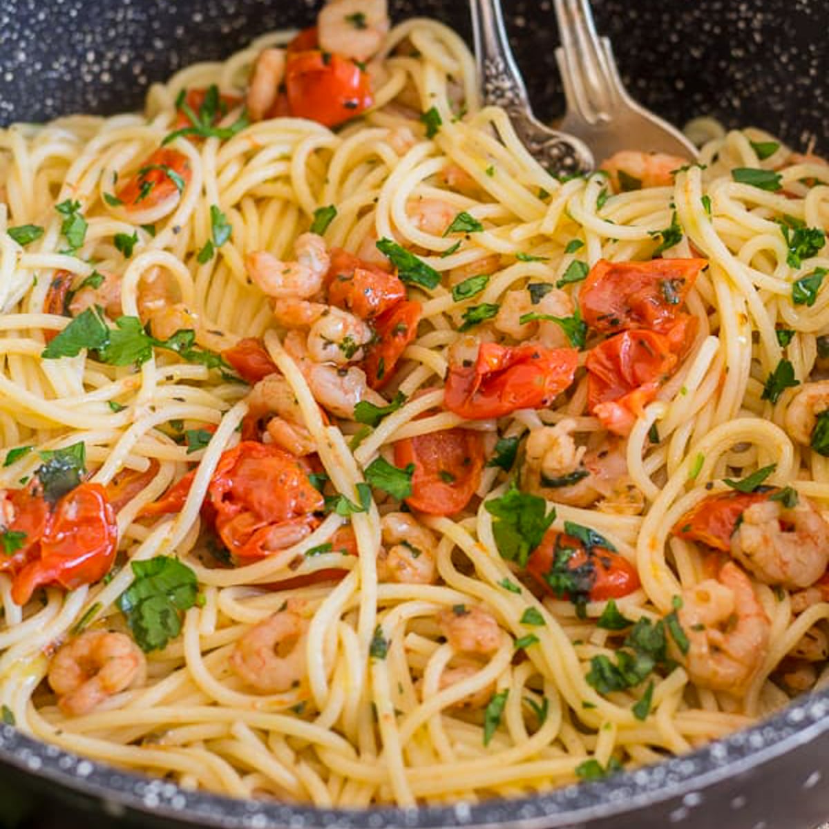 Italian Tomato & Shrimp Spaghetti