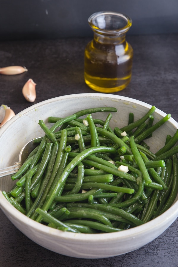 green bean recipe in a white bowl