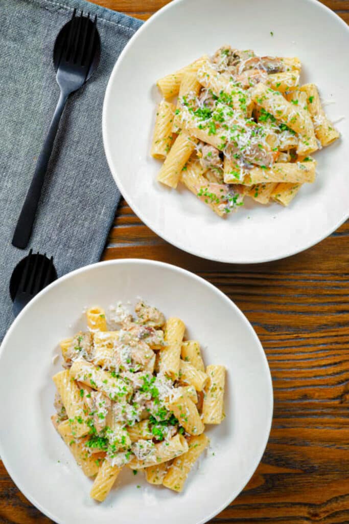 Pasta in two white plates.