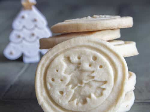 Stamped Shortbread Cookies Recipe - An Italian in my Kitchen