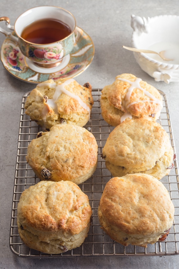hot cross scones on a wire rack