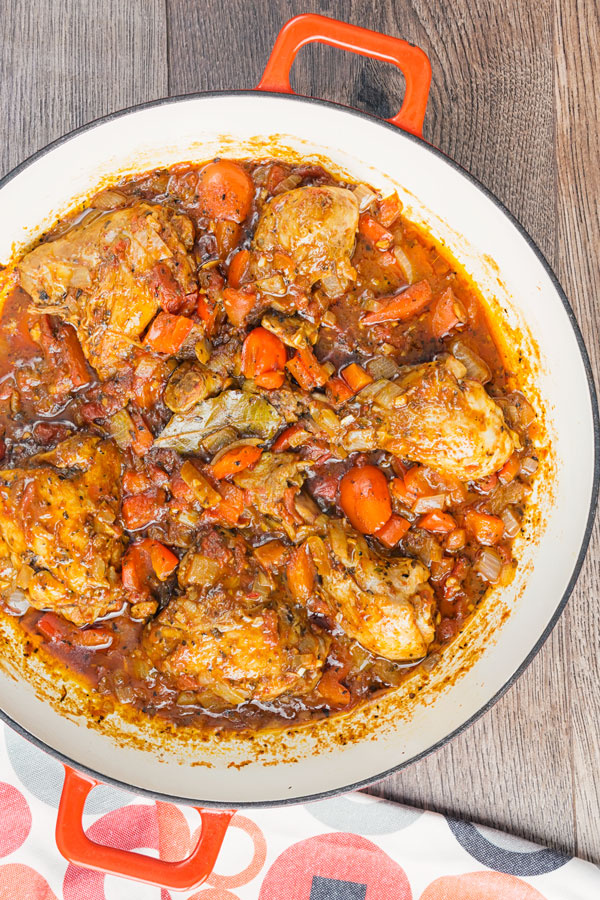 Easy Skillet Chicken Cacciatore - A tasty Italian Comfort Food