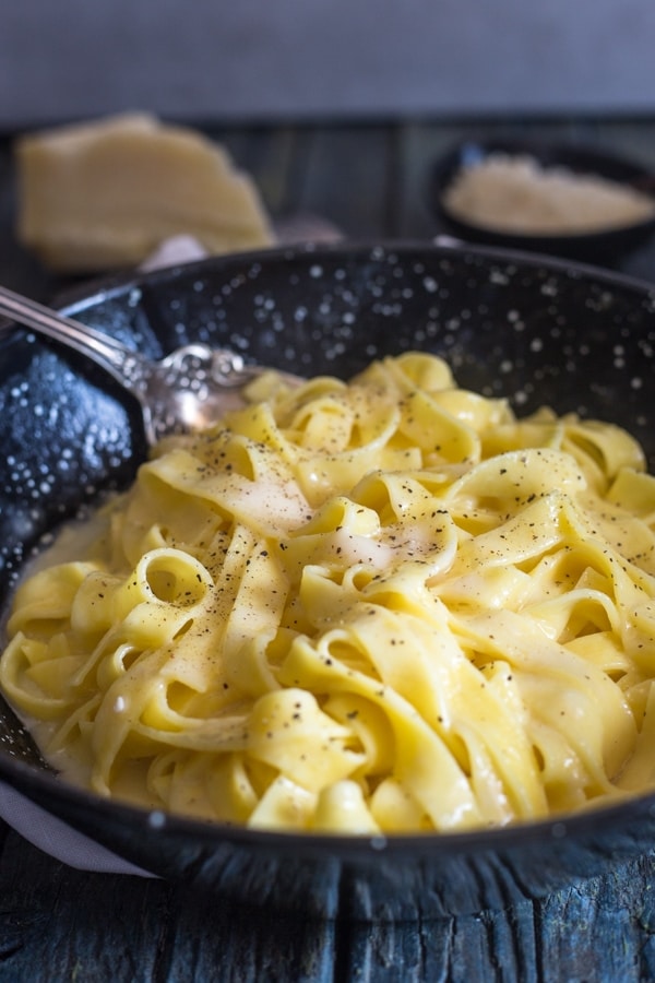 Traditional Alfredo Pasta Recipe - An Italian in my Kitchen