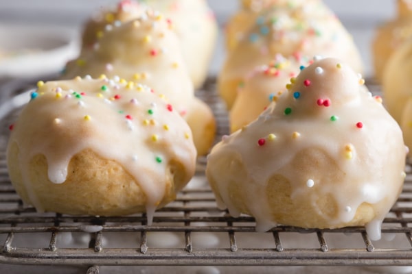 up close Italian easter cookies on a wire rack