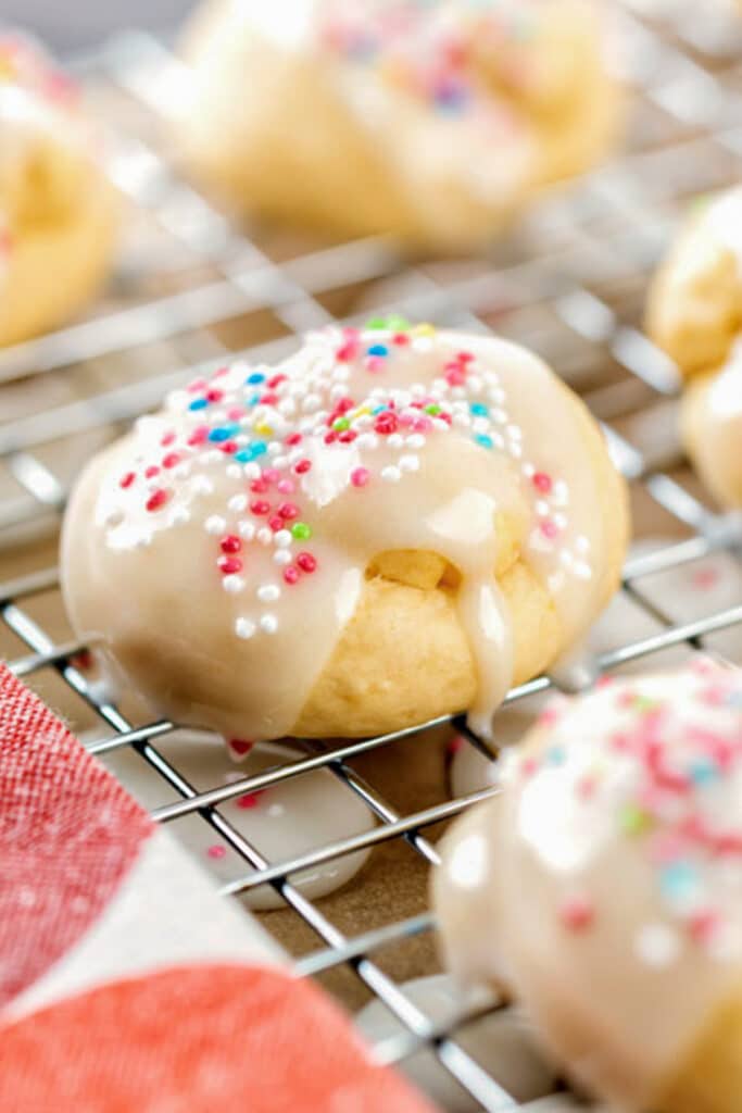 Easter cookies on a wire rack.