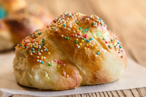 up close easter bread