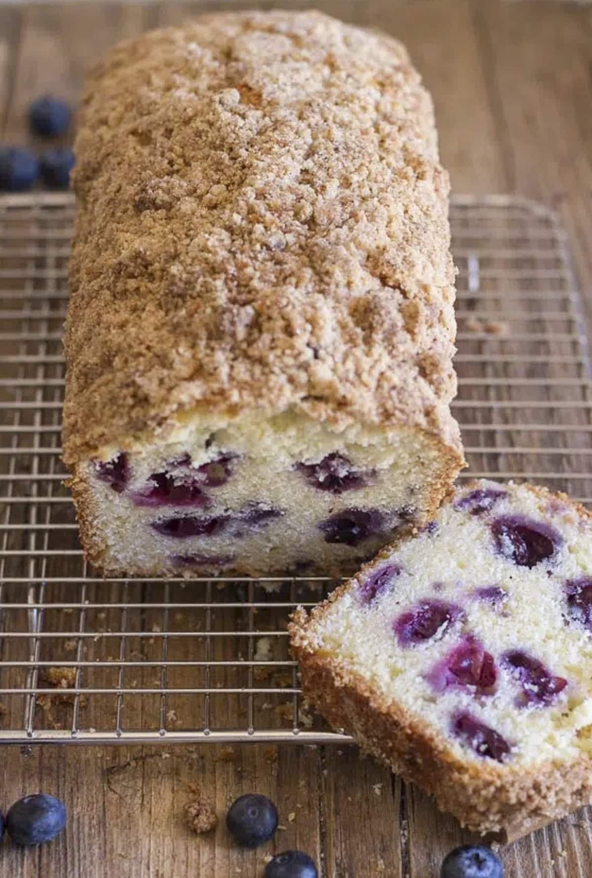 Streusel Topped Blueberry Bread