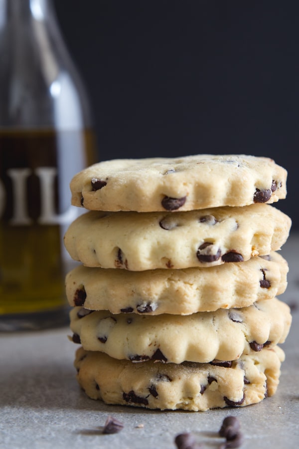 stack of 5 olive oil cookies