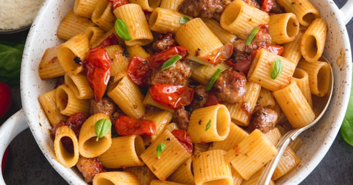 Fresh Tomatoes and Sausage Pasta - An Italian in my Kitchen