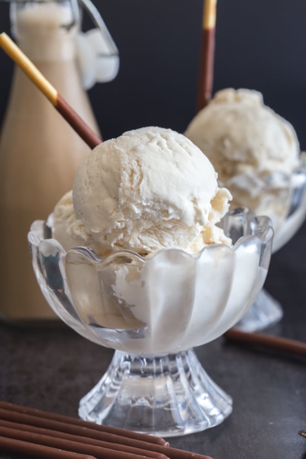 scoop of cappuccino ice cream in 2 glass bowls