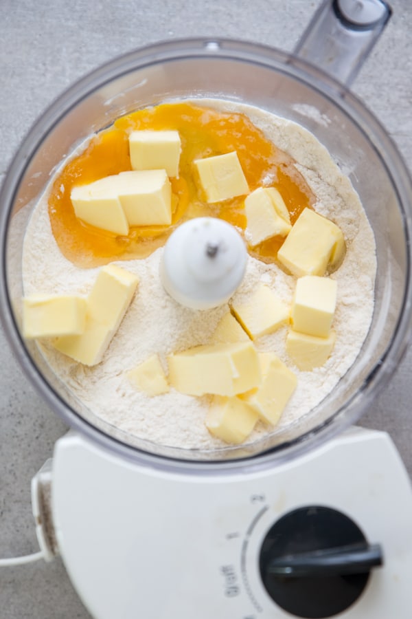 how to make pie crust with a food processor