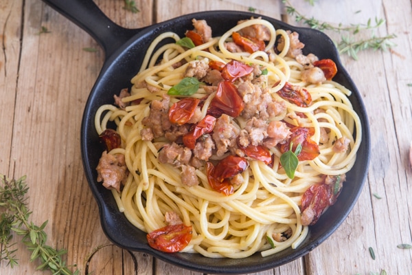 roasted tomatoes with spaghetti