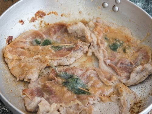 øretelefon trist frustrerende Saltimbocca alla Romana Recipe - An Italian in my Kitchen