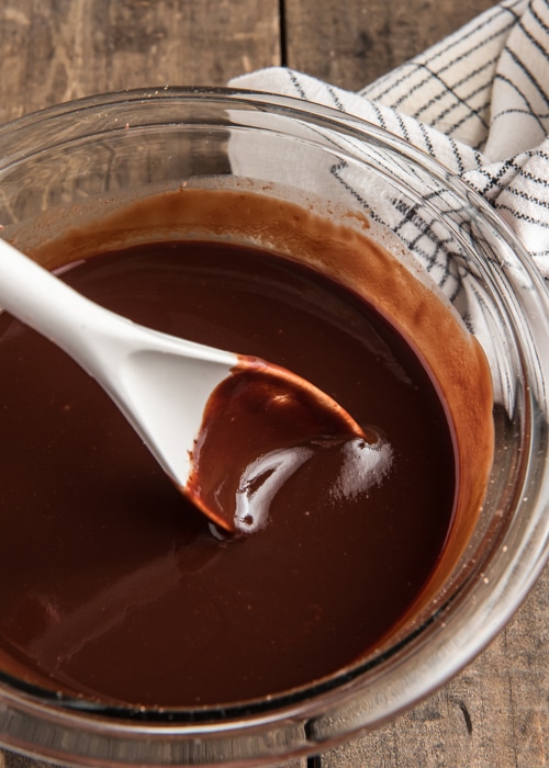 The chocolate glaze in a bowl.