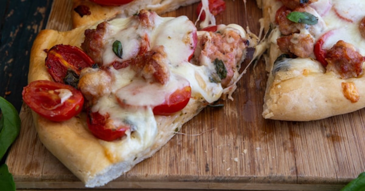 Homemade Fresh Tomato Pizza - An Italian in my Kitchen