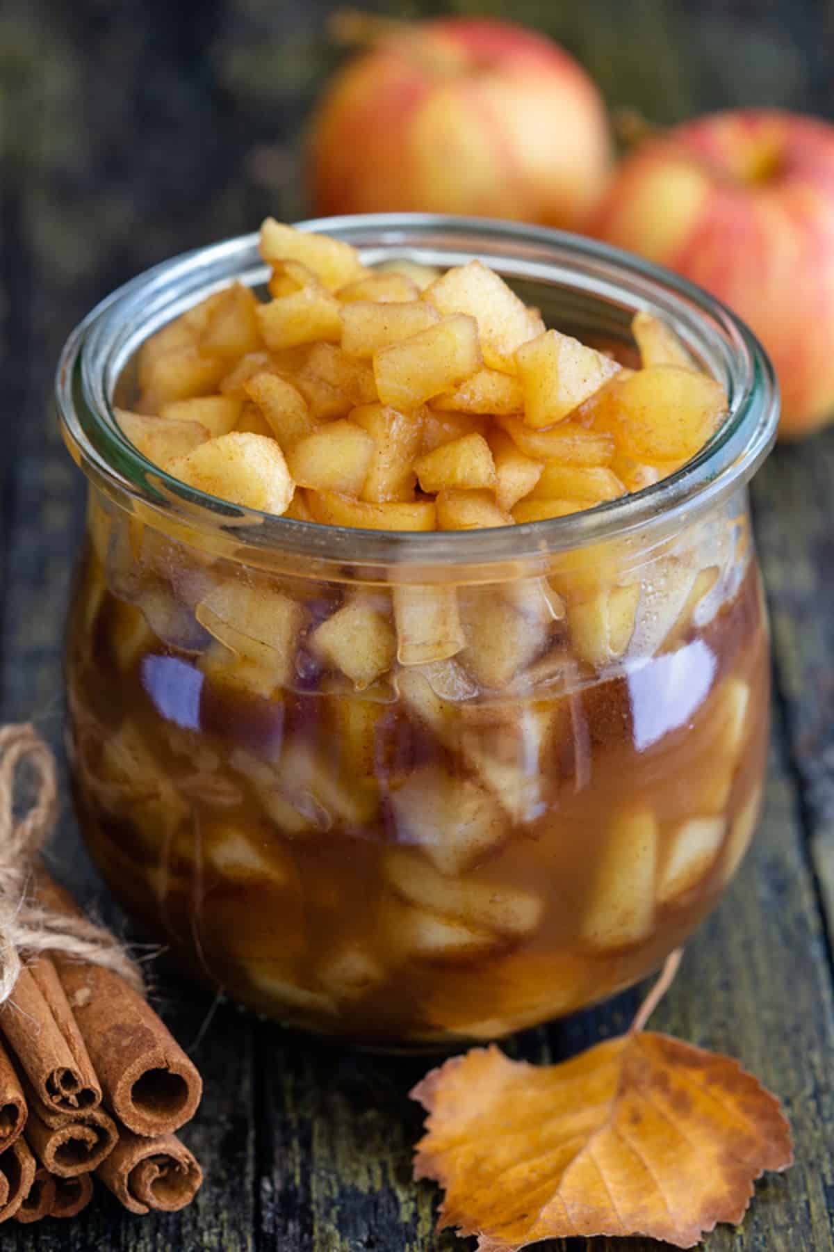 Easy caramelized apples in a glass jar.