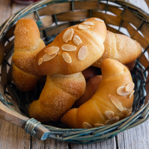 Sourdough Crescent Rolls Recipe - Grant Bakes