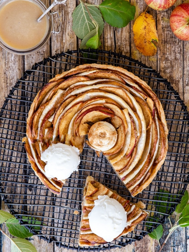 Puff Pastry Apple Pie Recipe
