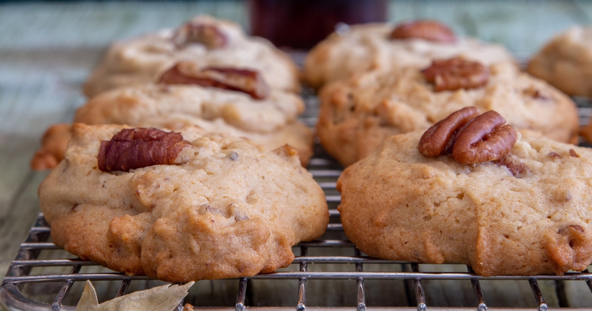 Easy Nut & Maple Cookies Recipe - An Italian in my Kitchen