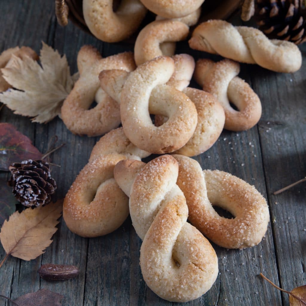 Italian Torcetti Cookies/Biscotti Recipe An Italian in my Kitchen