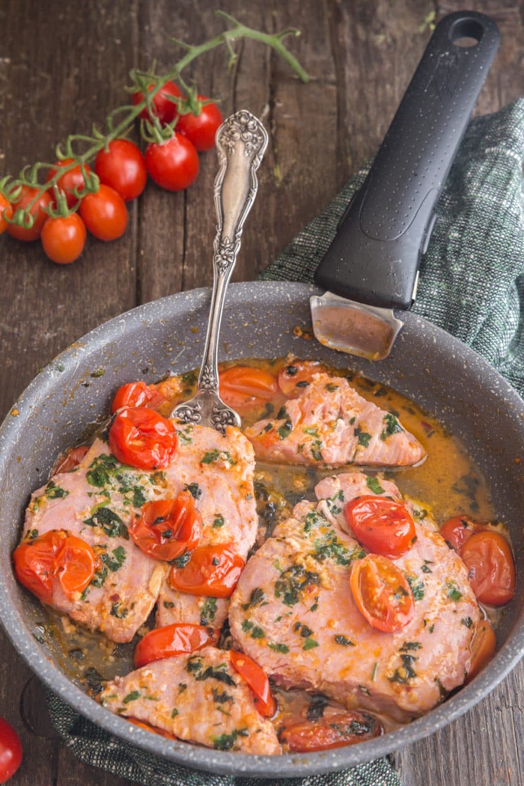 Pan-Fried Tomato & Tuna Steak Recipe - An Italian in my Kitchen