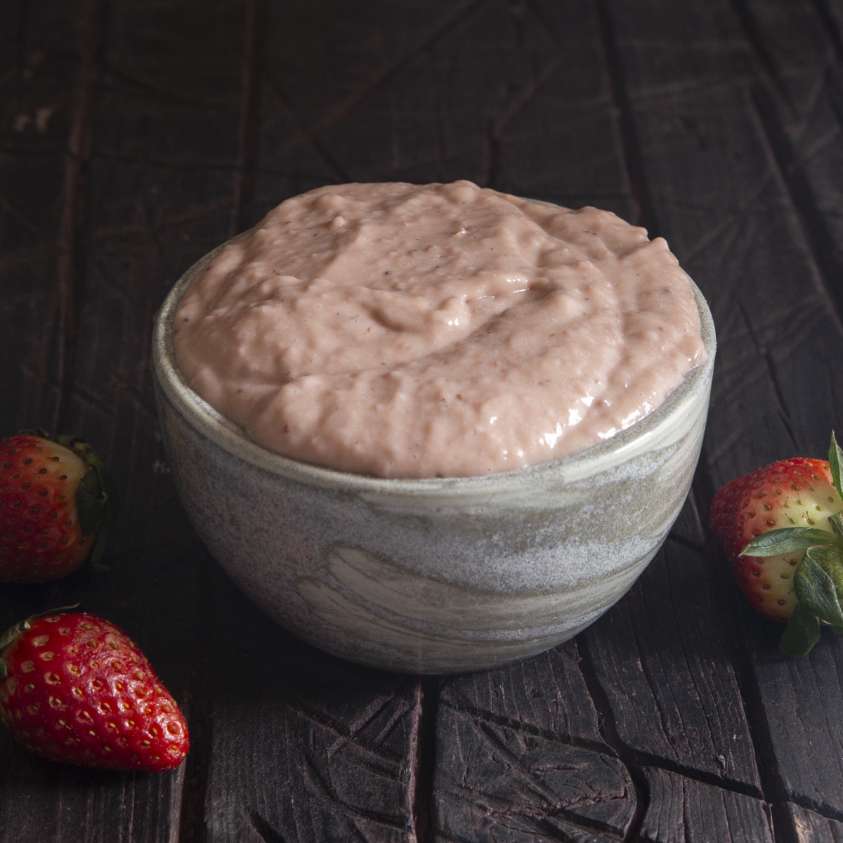 Italian Strawberry Pastry Cream